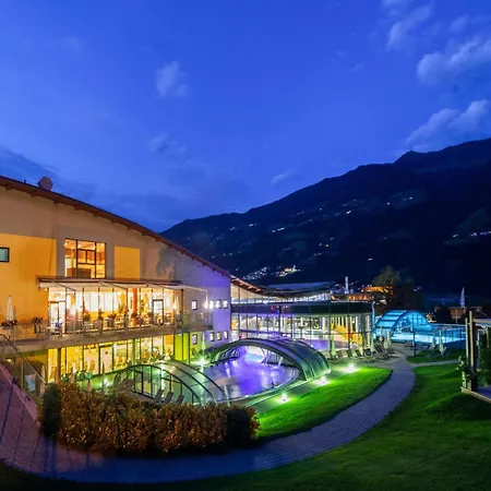 With Mountain View In Fuegen, Cleaning Included Holiday home